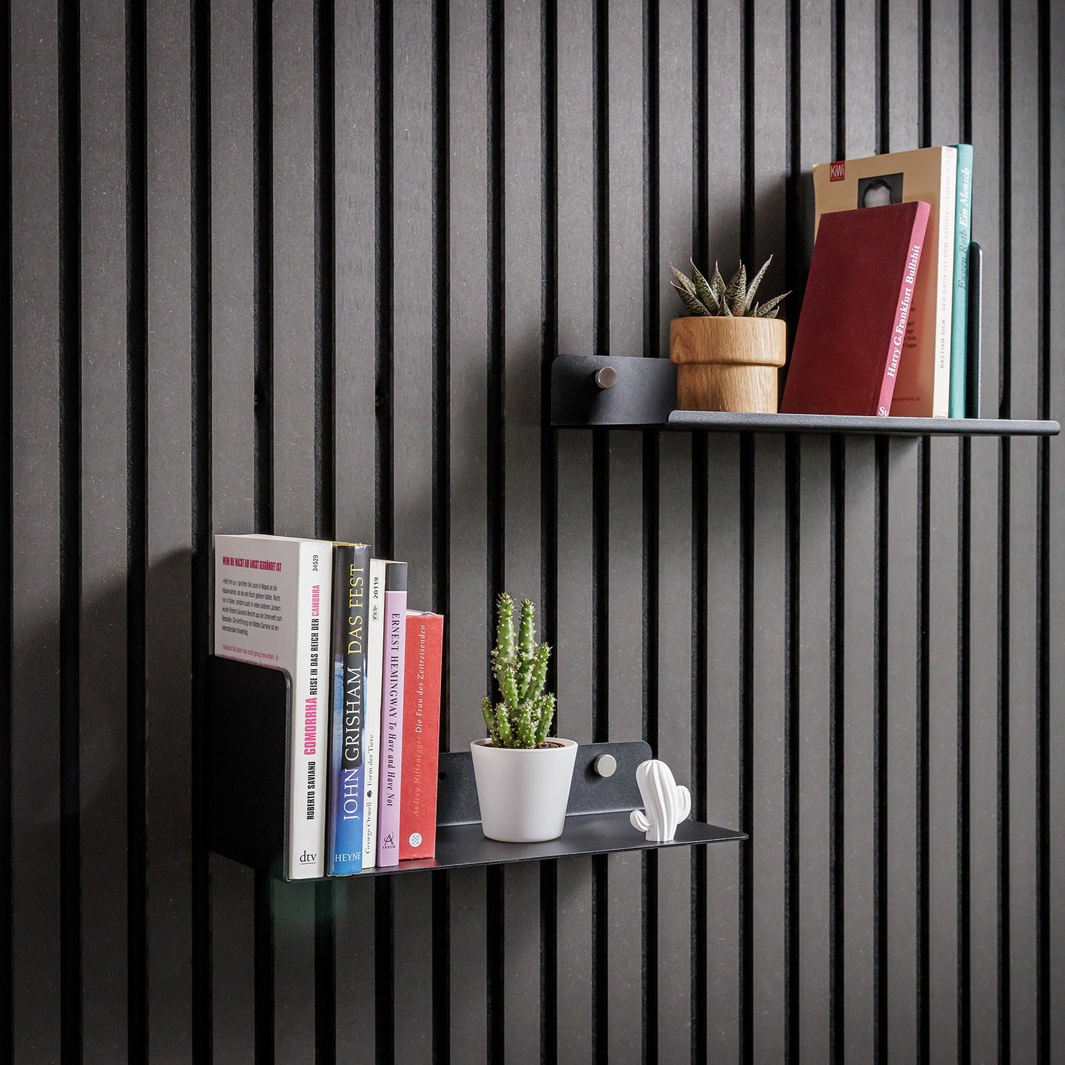 Industrial Style Buchregal mit Stütze für Akustikpaneele ohne Bohren