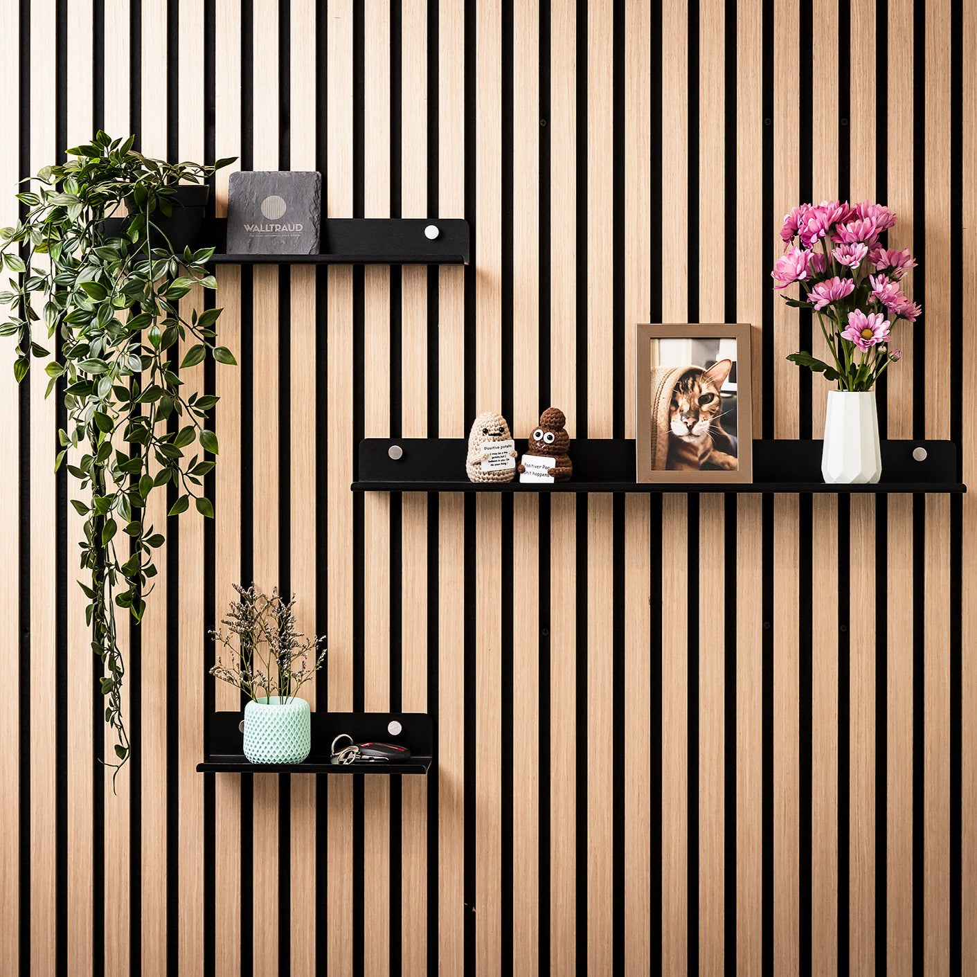 WALLTRAUD Regal für Akustikpaneele ohne Bohren breit schwarz 